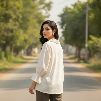 Distler Women's Cream Lace Collar Cotton Shirt